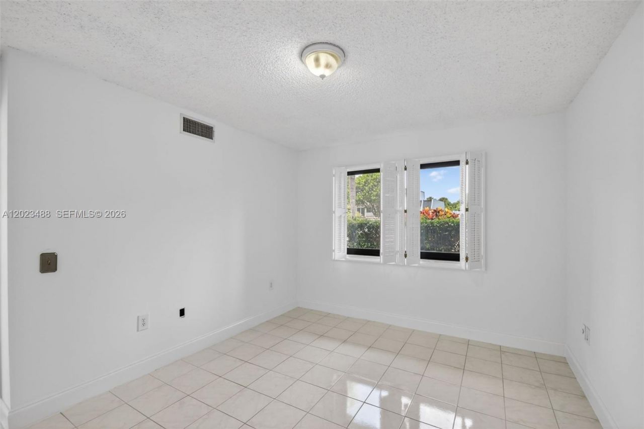 4230 Deste Ct , Unit 107, Lake Worth, FL 33467 Photo