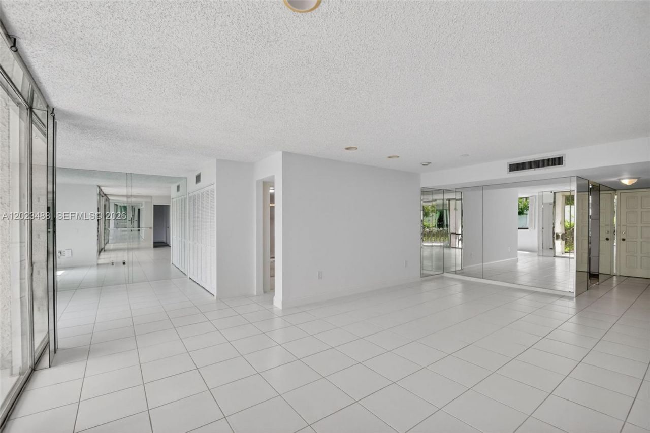 4230 Deste Ct, Unit 107, Lake Worth, FL 33467 Photo