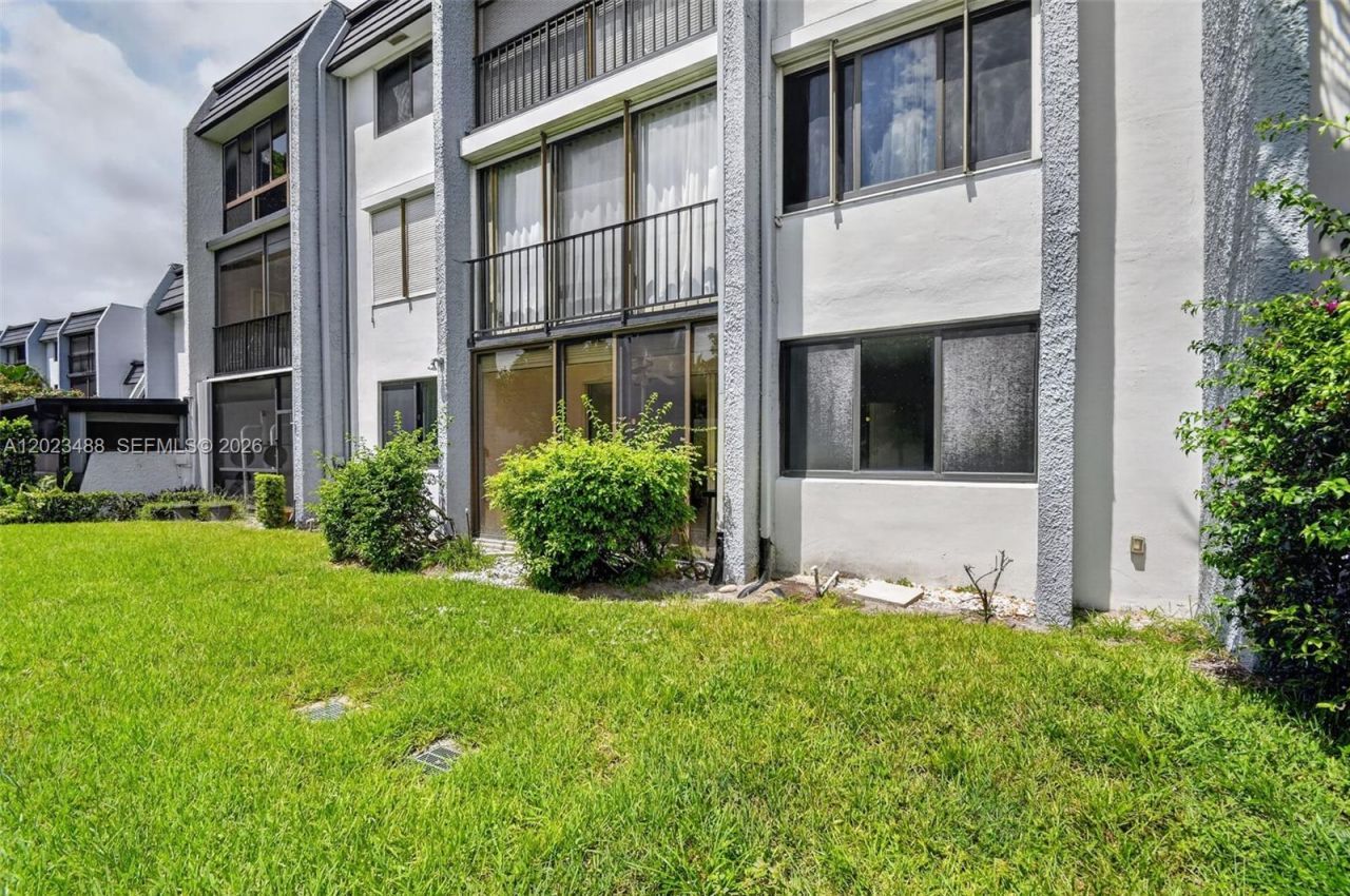 4230 Deste Ct , Unit 107, Lake Worth, FL 33467 Photo
