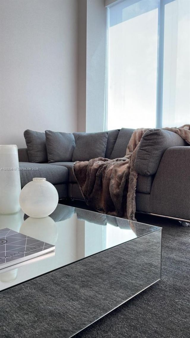 851 NE 1st Ave , Unit 1006, Miami, FL 33132 Photo