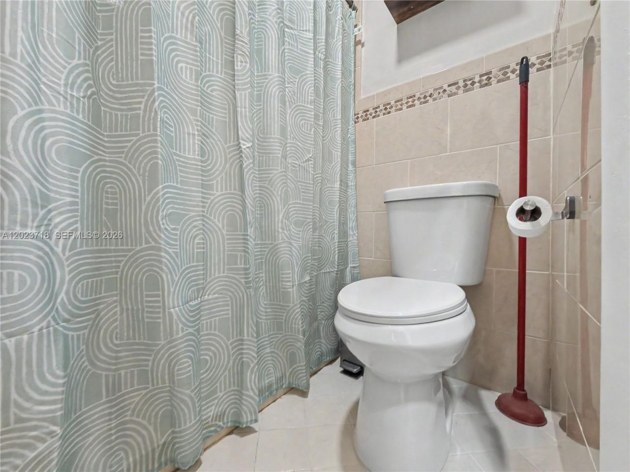 6704 NW 192nd Ter , Hialeah, FL 33015 Photo