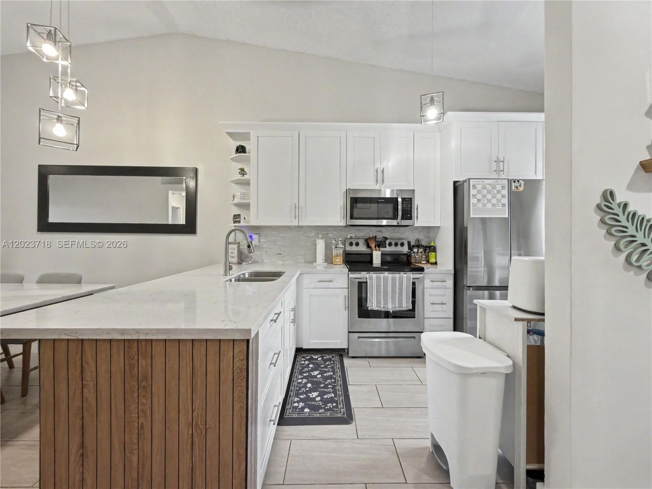 6704 NW 192nd Ter , Hialeah, FL 33015 Photo