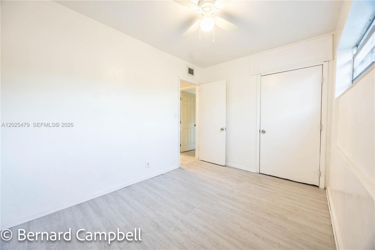 918 NW 13th Ct , Fort Lauderdale, FL 33311 Photo