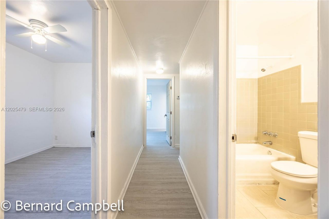 918 NW 13th Ct , Fort Lauderdale, FL 33311 Photo