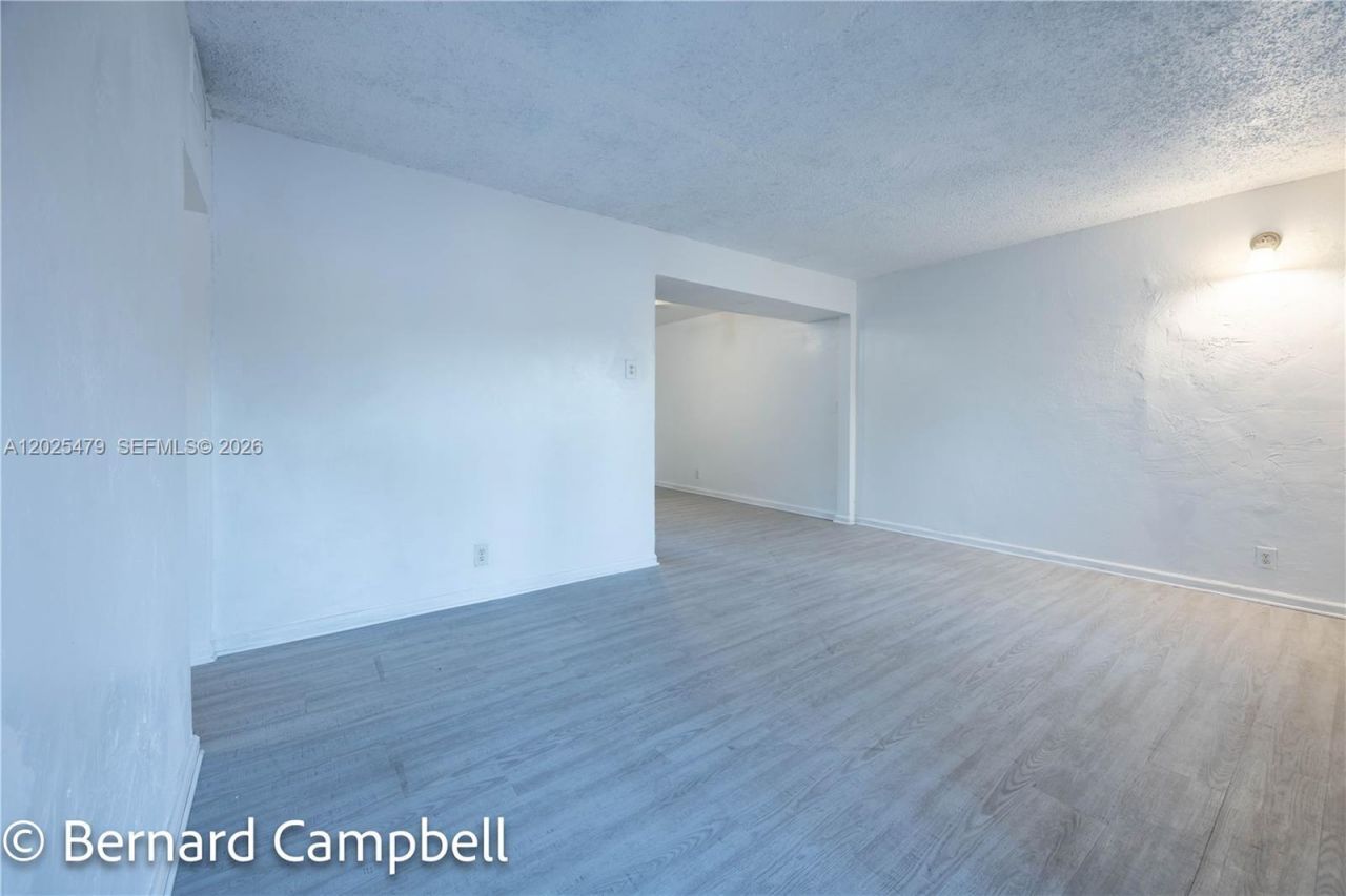 918 NW 13th Ct , Fort Lauderdale, FL 33311 Photo