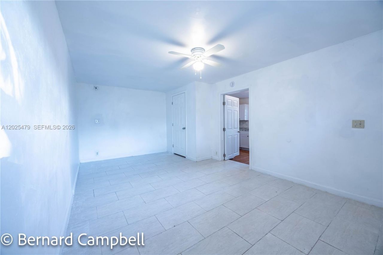 918 NW 13th Ct , Fort Lauderdale, FL 33311 Photo