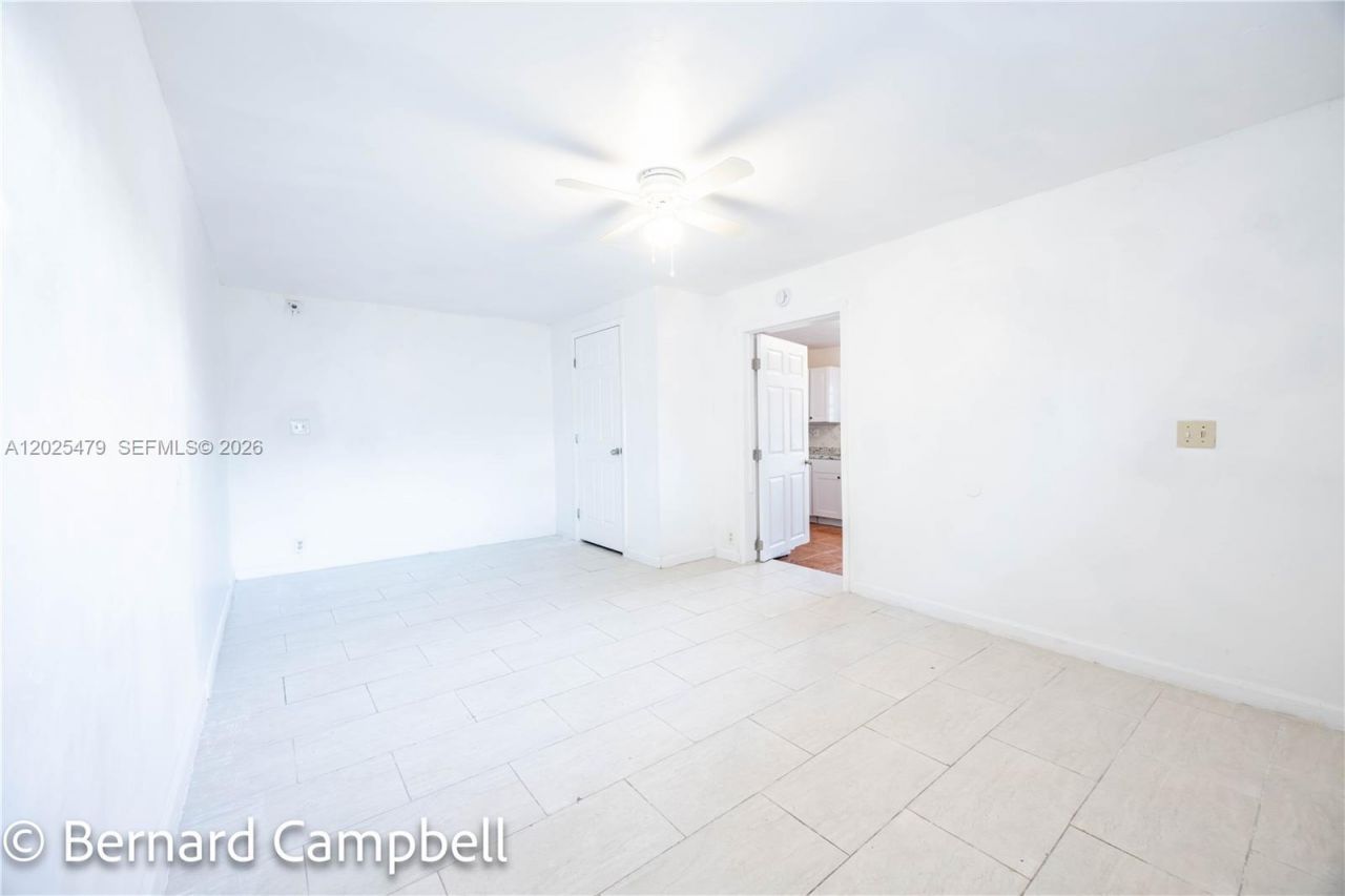 918 NW 13th Ct , Fort Lauderdale, FL 33311 Photo
