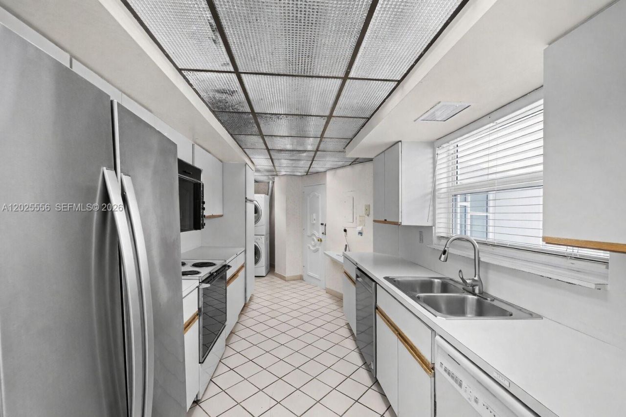 4925 Collins Ave , Unit 1A, Miami Beach, FL 33140 Photo