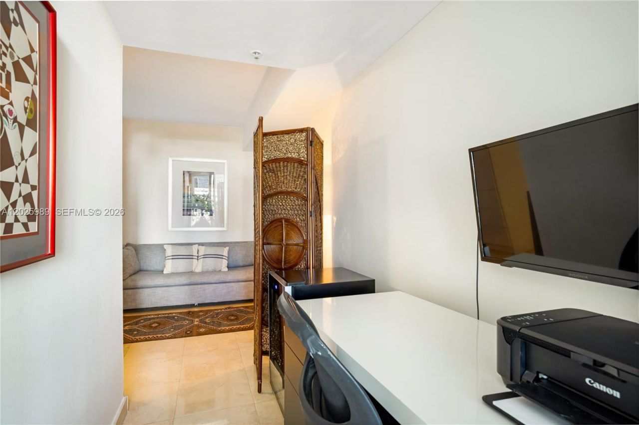 701 Brickell Key Blvd , Unit 512, Miami, FL 33131 Photo