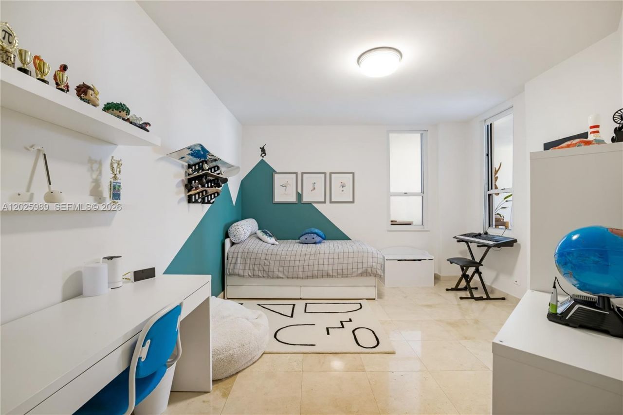 701 Brickell Key Blvd , Unit 512, Miami, FL 33131 Photo