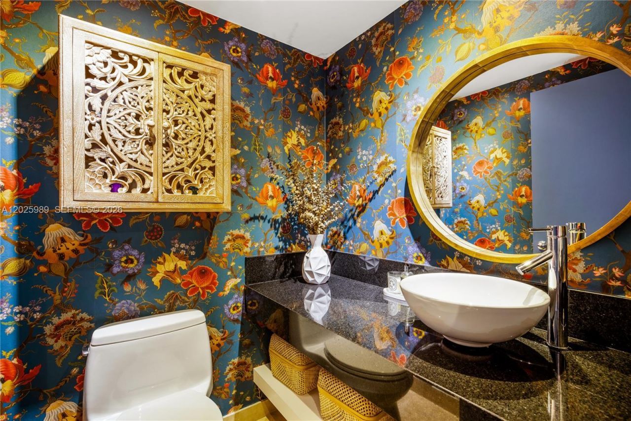 701 Brickell Key Blvd , Unit 512, Miami, FL 33131 Photo