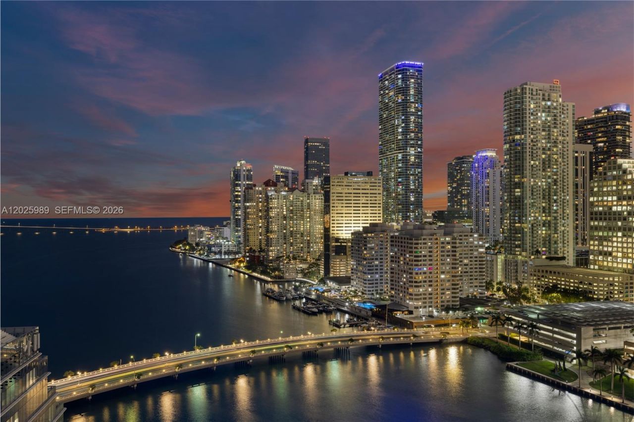701 Brickell Key Blvd , Unit 512, Miami, FL 33131 Photo