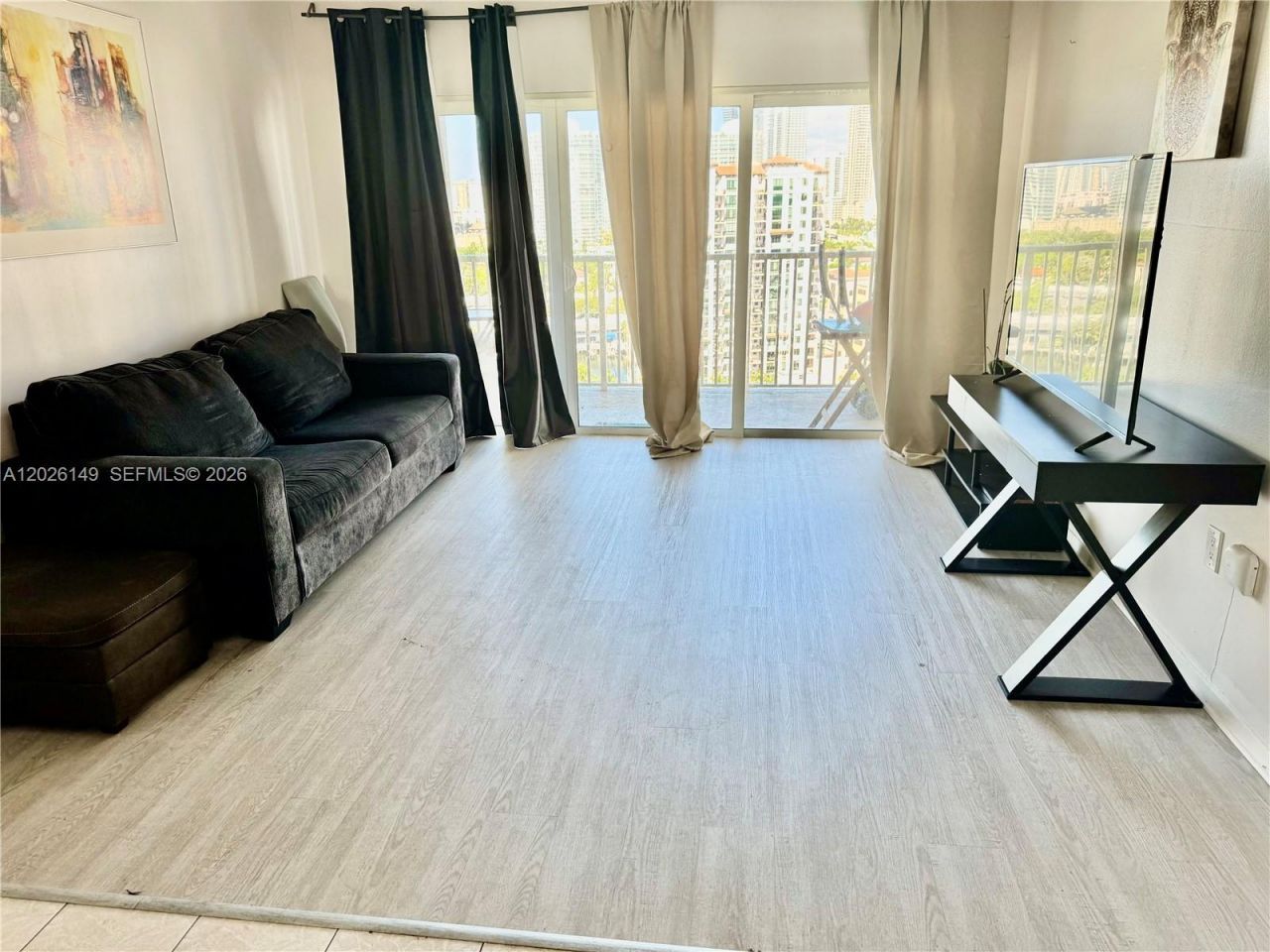 300 Bayview Dr, Unit 1903, Sunny Isles Beach, FL 33160 Photo