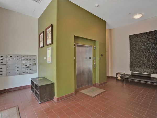 7275 SW 90th St , Unit C410, Miami, FL 33156
