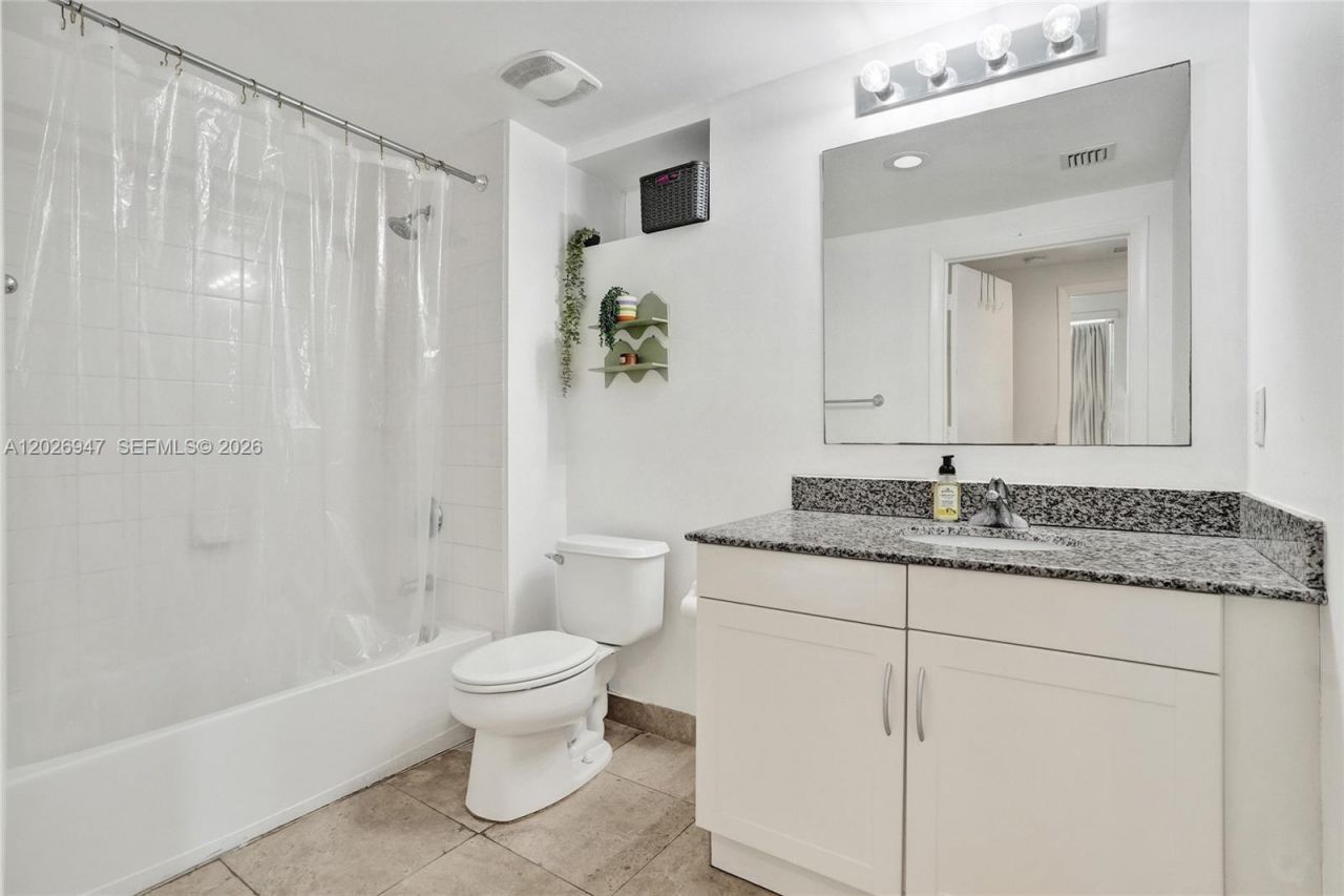 7275 SW 90th St, Unit C410, Miami, FL 33156 Photo