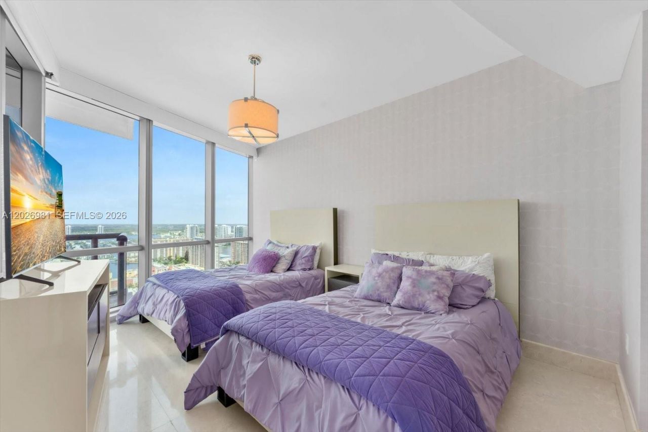 17121 Collins Ave , Unit 3905, Sunny Isles Beach, FL 33160 Photo