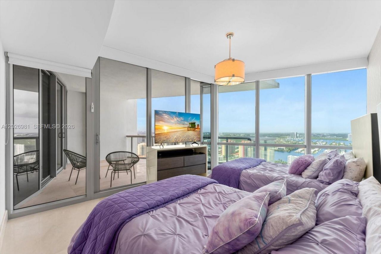 17121 Collins Ave , Unit 3905, Sunny Isles Beach, FL 33160 Photo