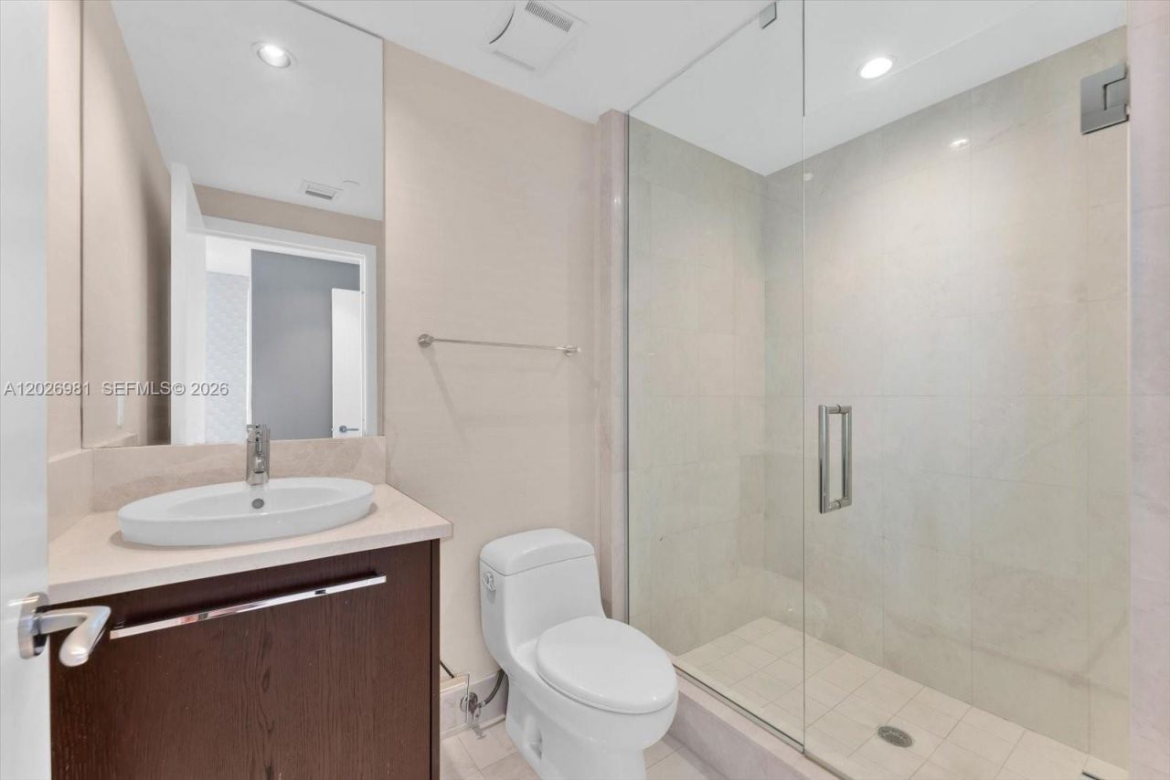 17121 Collins Ave , Unit 3905, Sunny Isles Beach, FL 33160 Photo