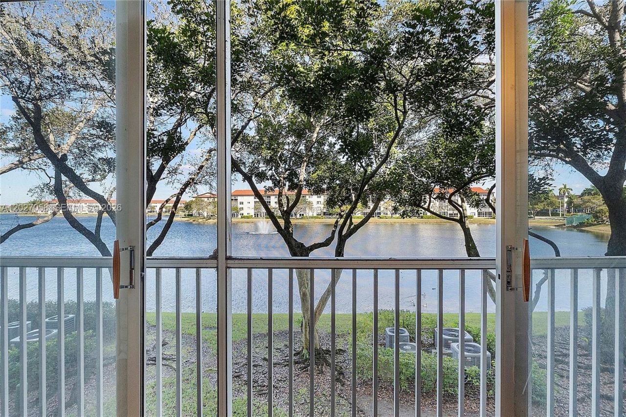 12901 SW 15th Ct , Unit 208V, Pembroke Pines, FL 33027 Photo