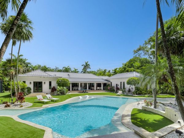 7101 SW 66th St, Miami, FL 33143