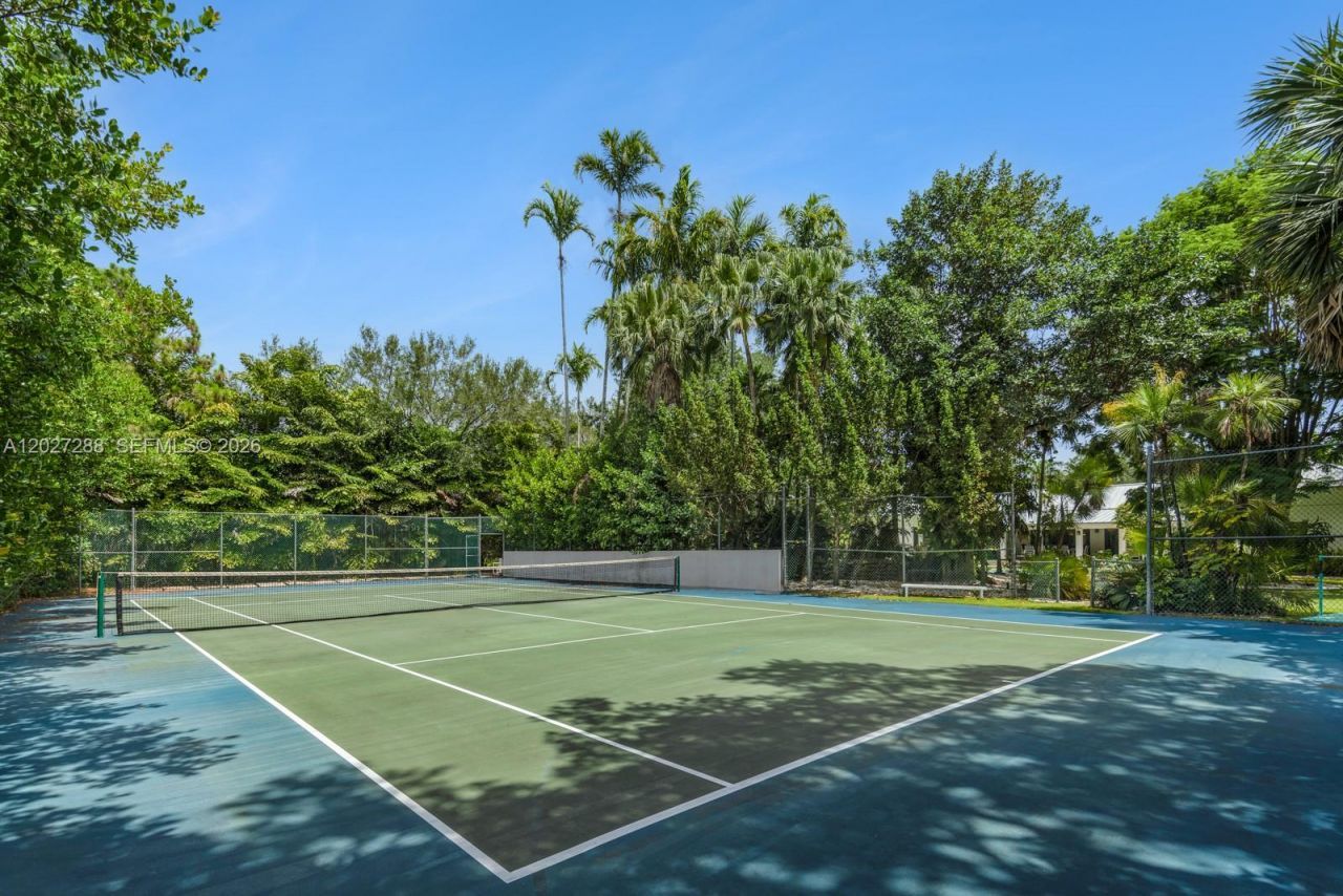 7101 SW 66th St, Miami, FL 33143 Photo