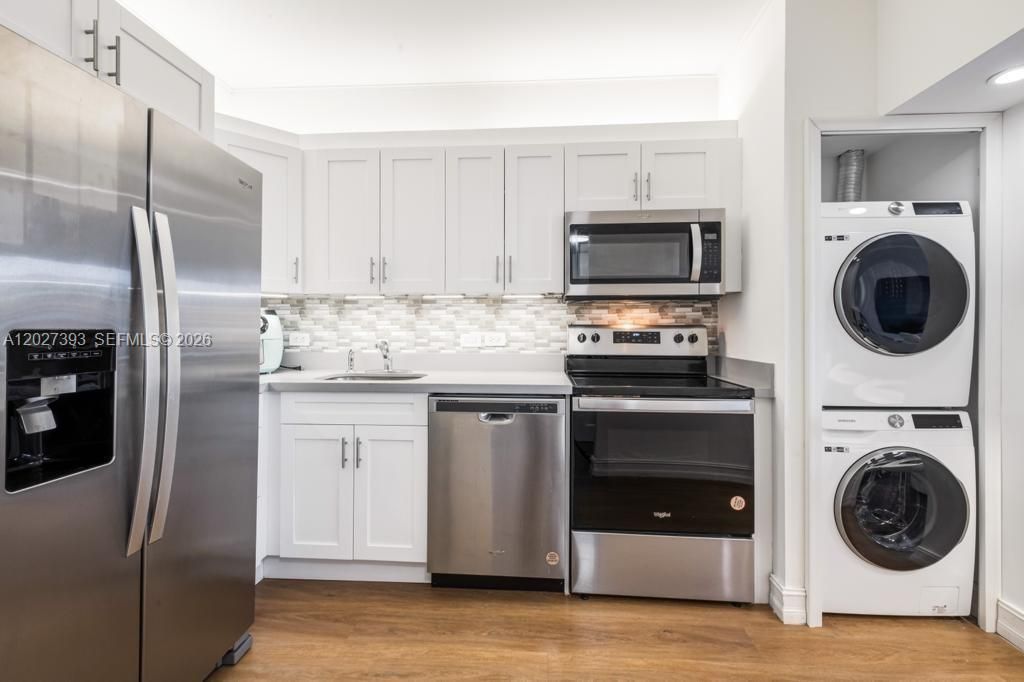 20505 E Country Club Dr , Unit 143, Aventura, FL 33180 Photo