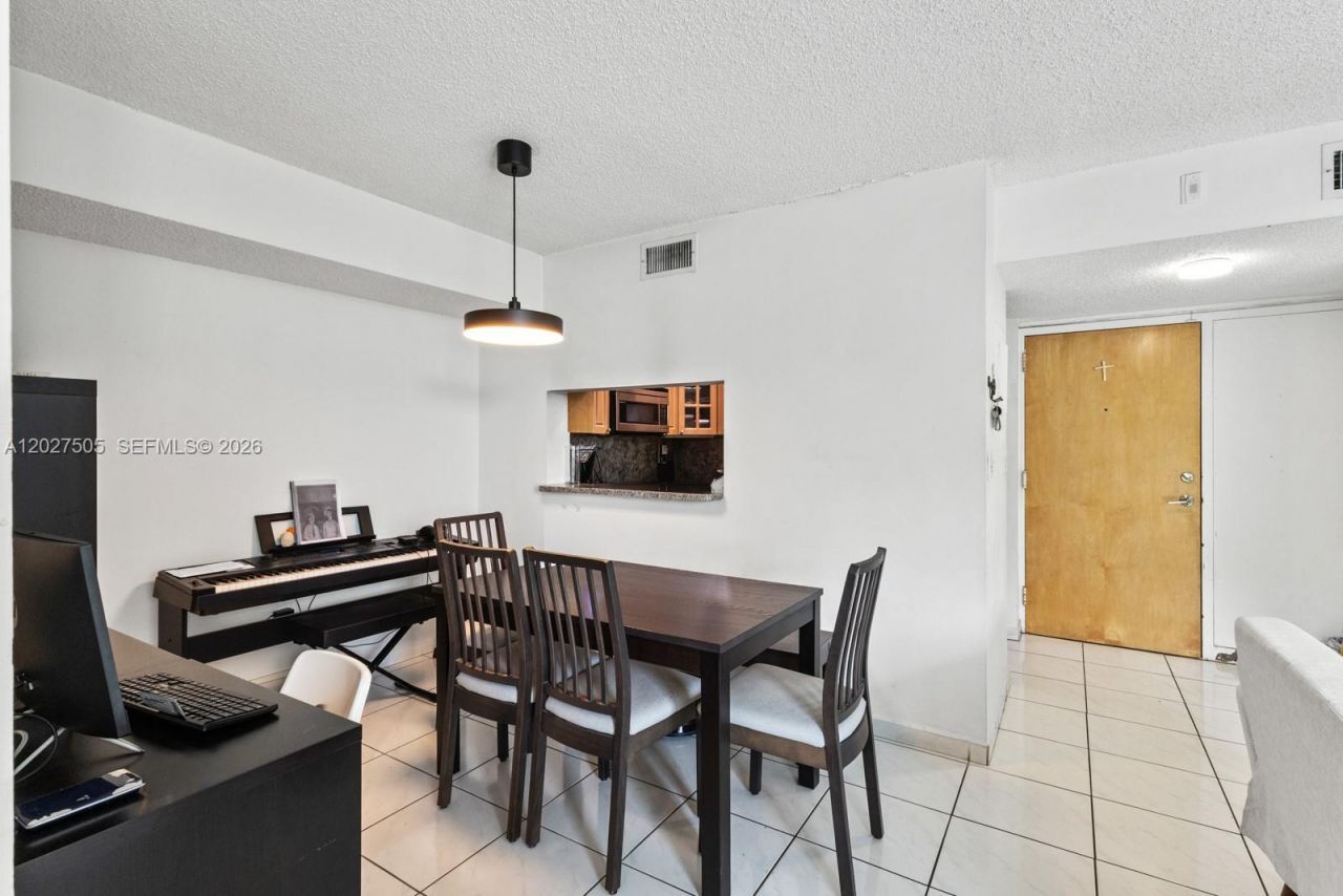 2075 SW 122nd Ave , Unit 226, Miami, FL 33175 Photo