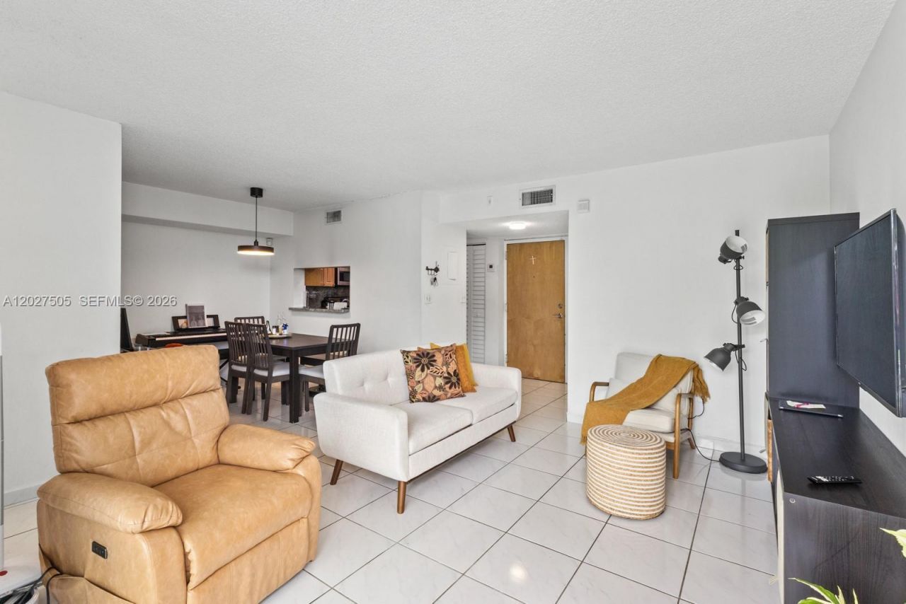 2075 SW 122nd Ave , Unit 226, Miami, FL 33175 Photo