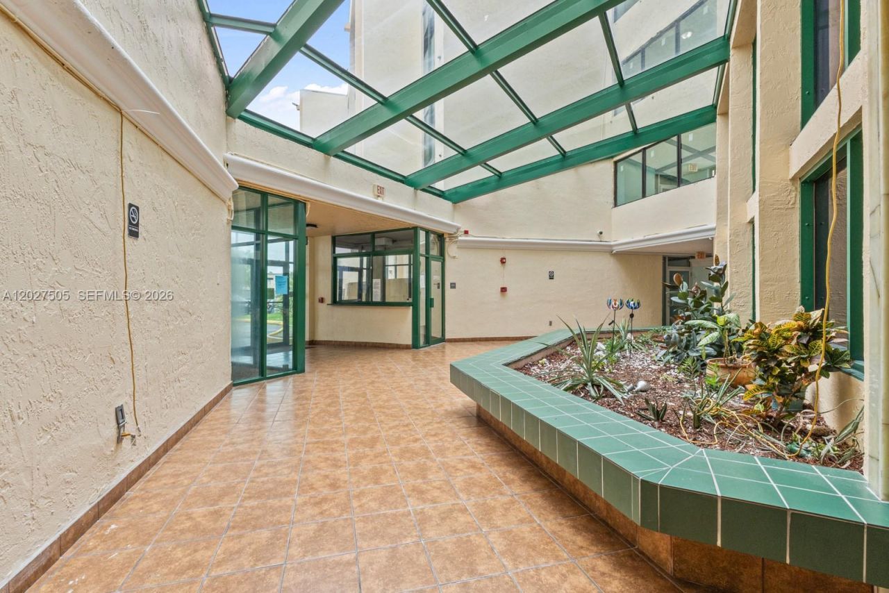 2075 SW 122nd Ave , Unit 226, Miami, FL 33175 Photo