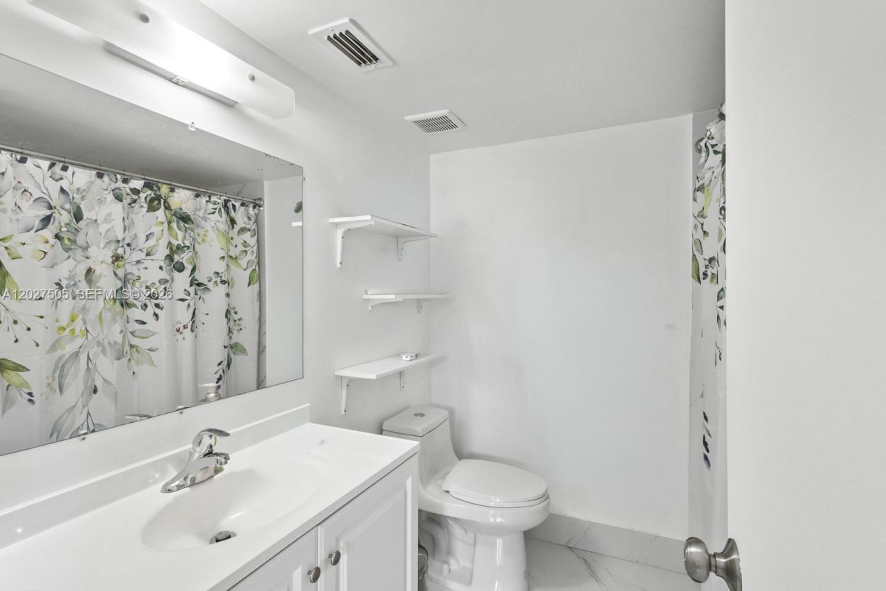 2075 SW 122nd Ave , Unit 226, Miami, FL 33175 Photo