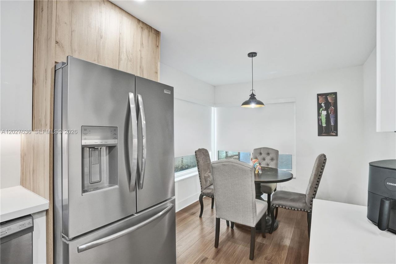 8946 SW 150th Ct Cir E, Miami, FL 33196 Photo