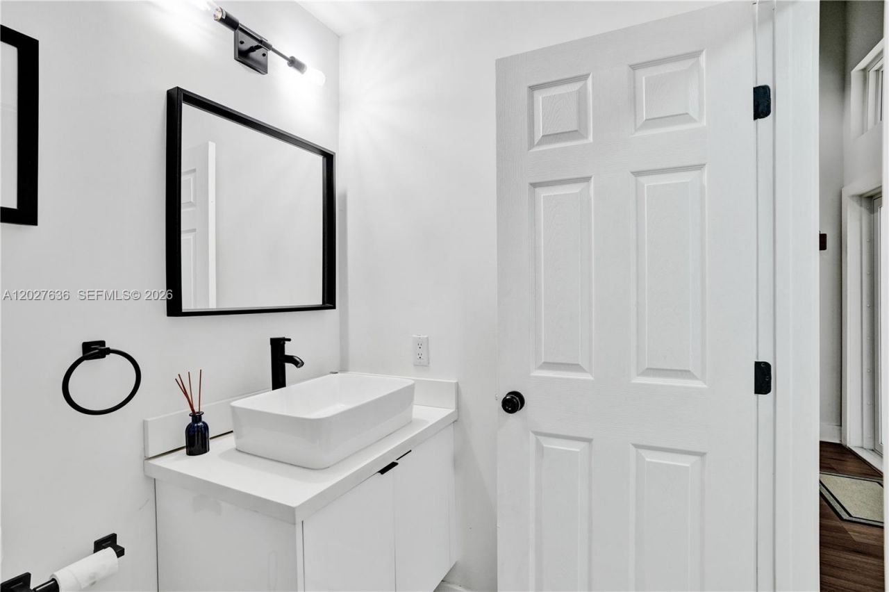 8946 SW 150th Ct Cir E, Miami, FL 33196 Photo
