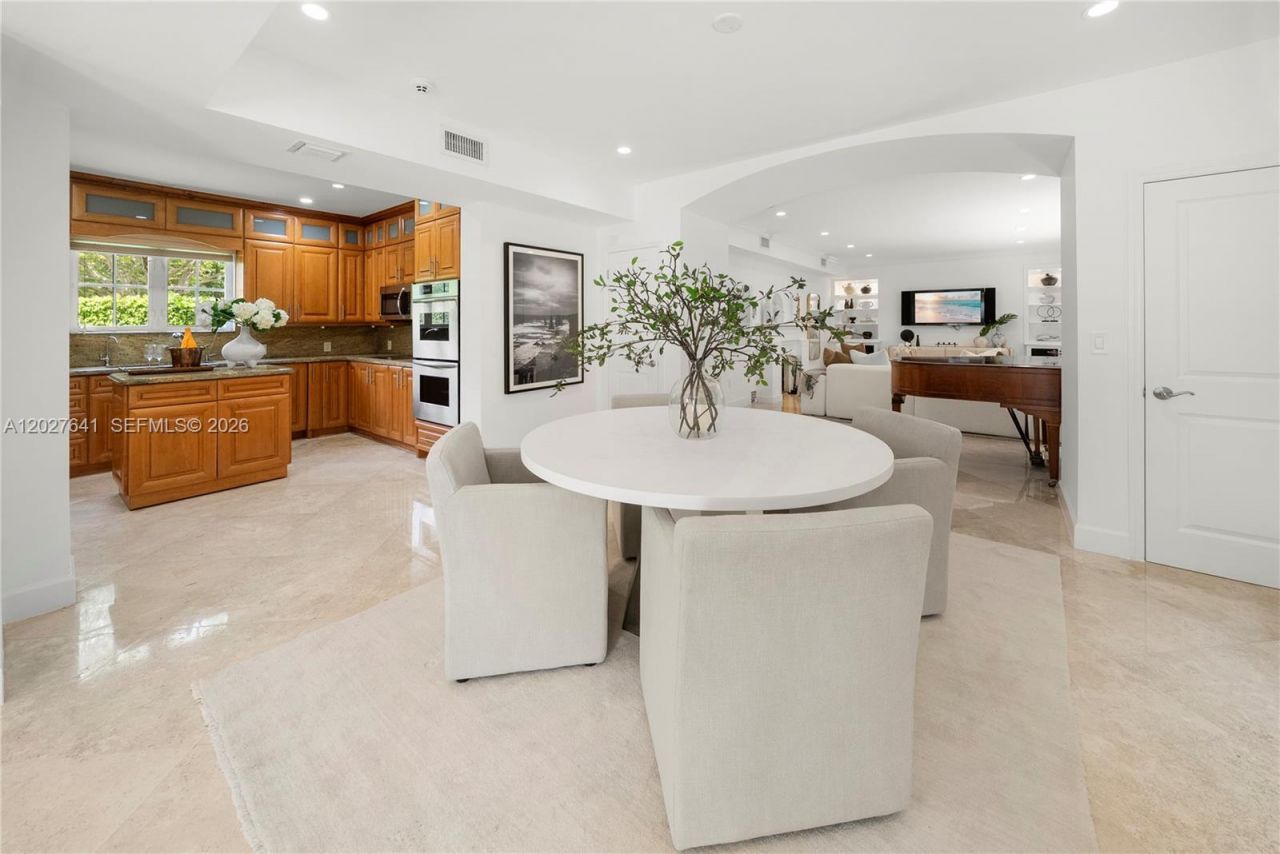 1776 Michigan Ave , Miami Beach, FL 33139 Photo