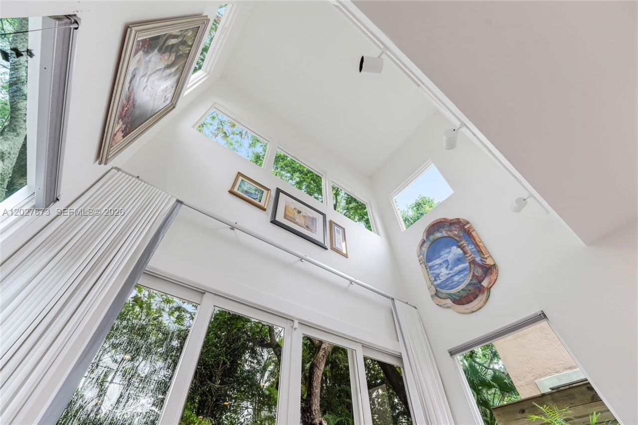 2792 SW 22nd Ave , Miami, FL 33133 Photo