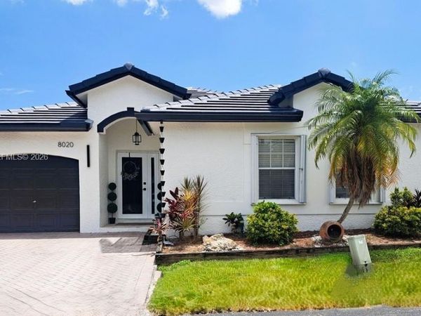 8020 SW 158th Ave , Miami, FL 33193