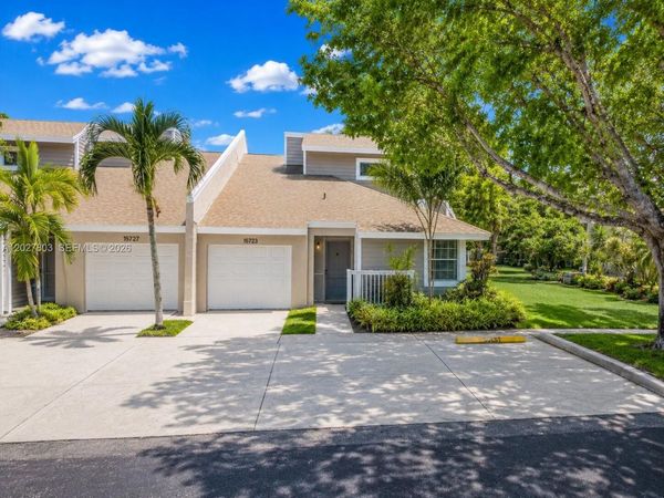 15723 Woodgate Pl , Unit E, Sunrise, FL 33326