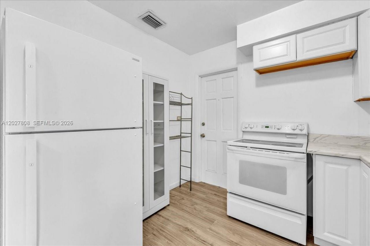 6531 Sherman St , Hollywood, FL 33024 Photo