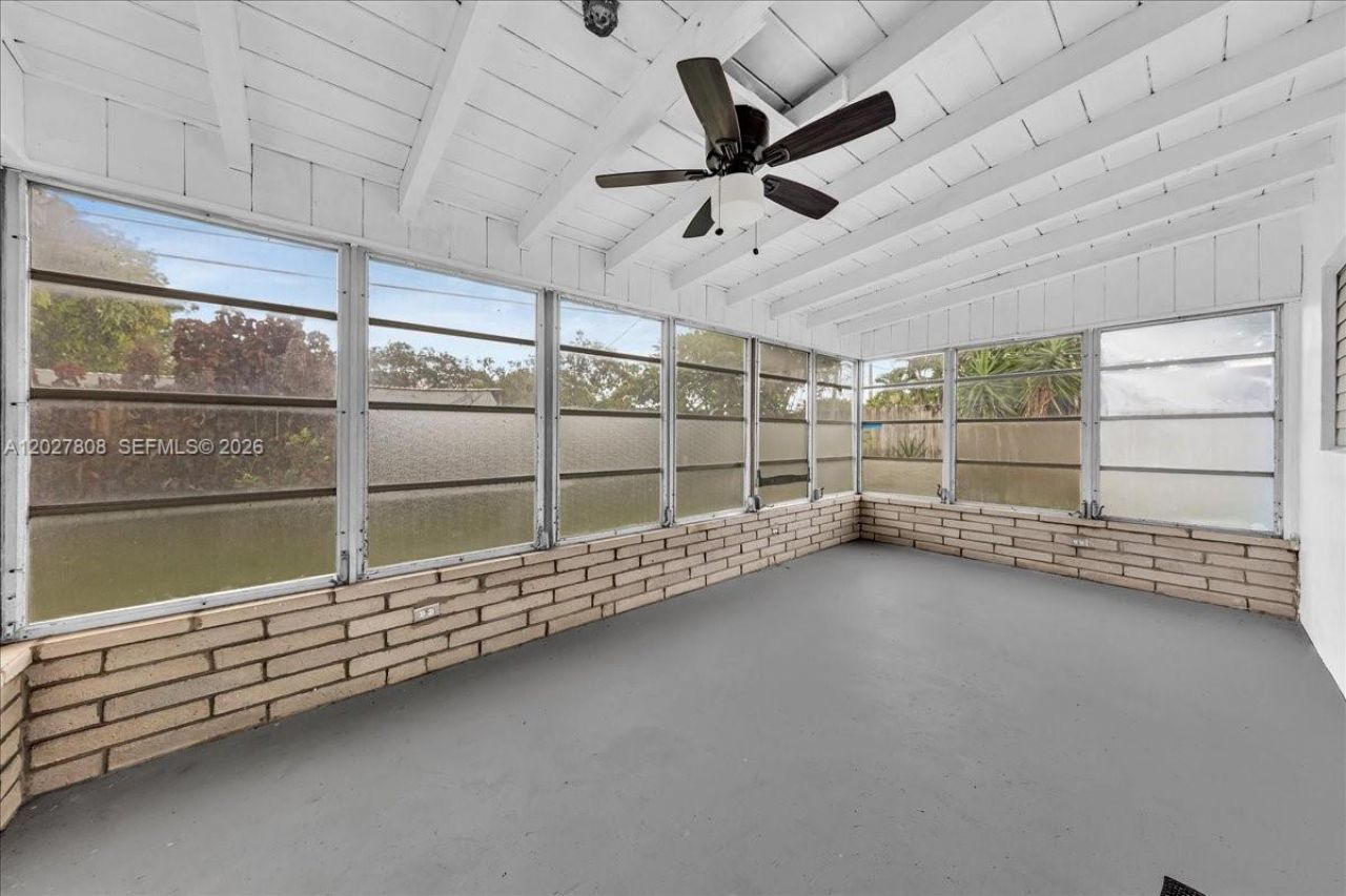6531 Sherman St , Hollywood, FL 33024 Photo
