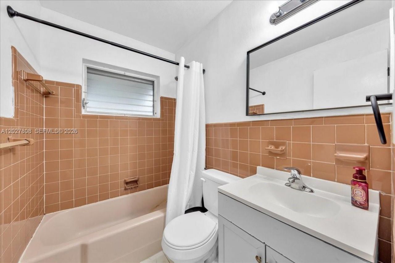 6531 Sherman St , Hollywood, FL 33024 Photo