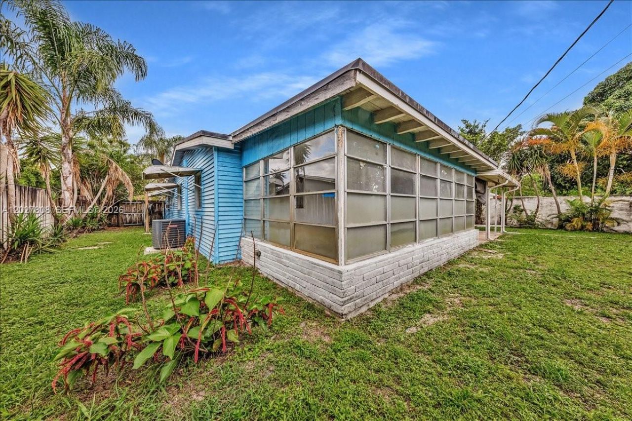 6531 Sherman St , Hollywood, FL 33024 Photo