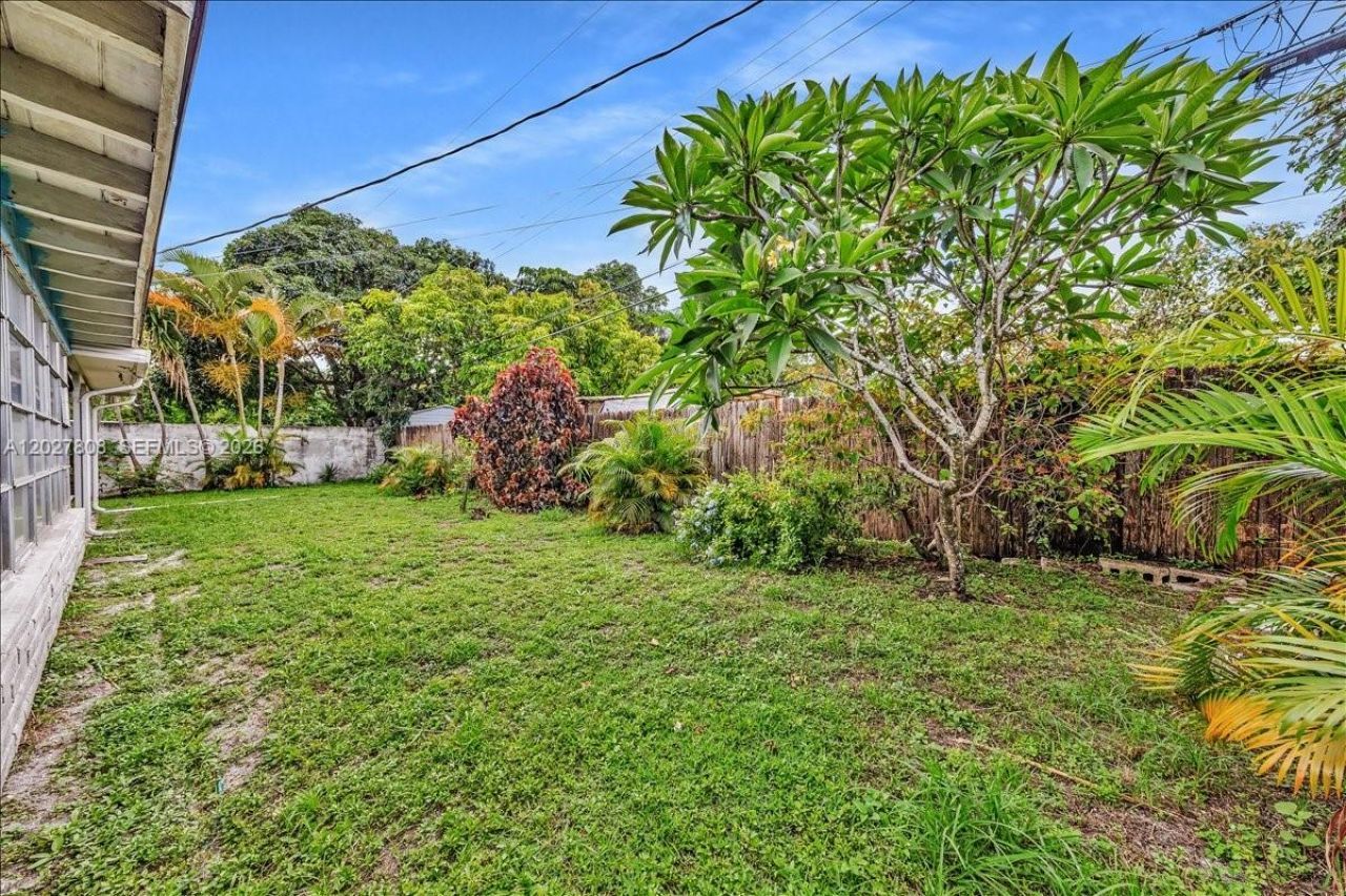 6531 Sherman St , Hollywood, FL 33024 Photo