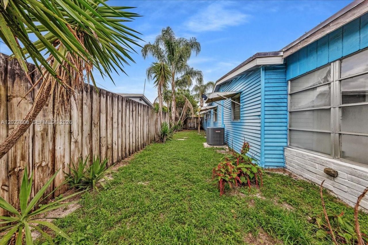 6531 Sherman St , Hollywood, FL 33024 Photo