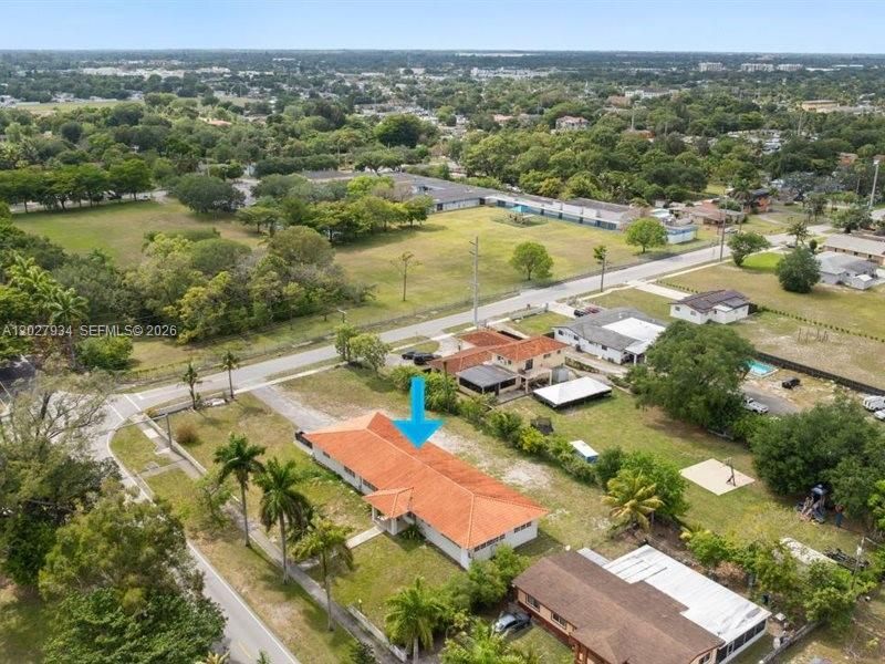 1895 NW 175th St , Miami Gardens, FL 33056 Photo