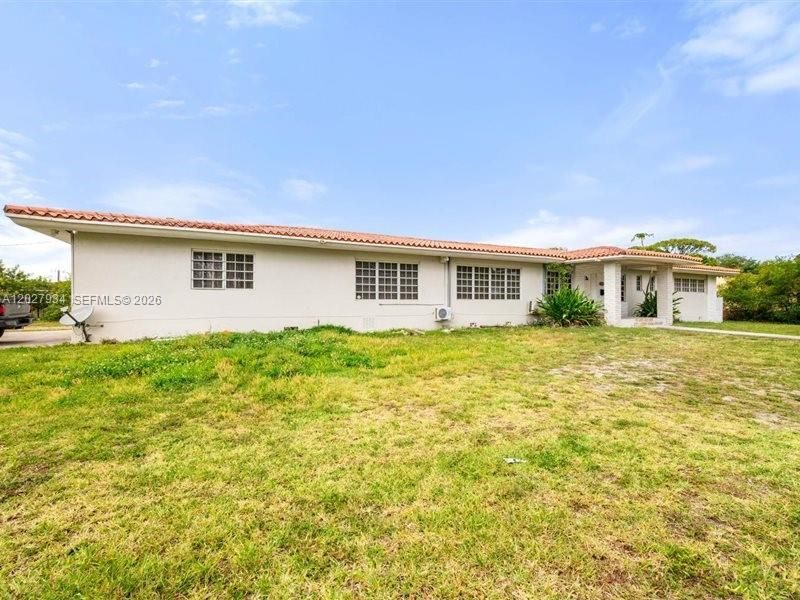 1895 NW 175th St , Miami Gardens, FL 33056 Photo