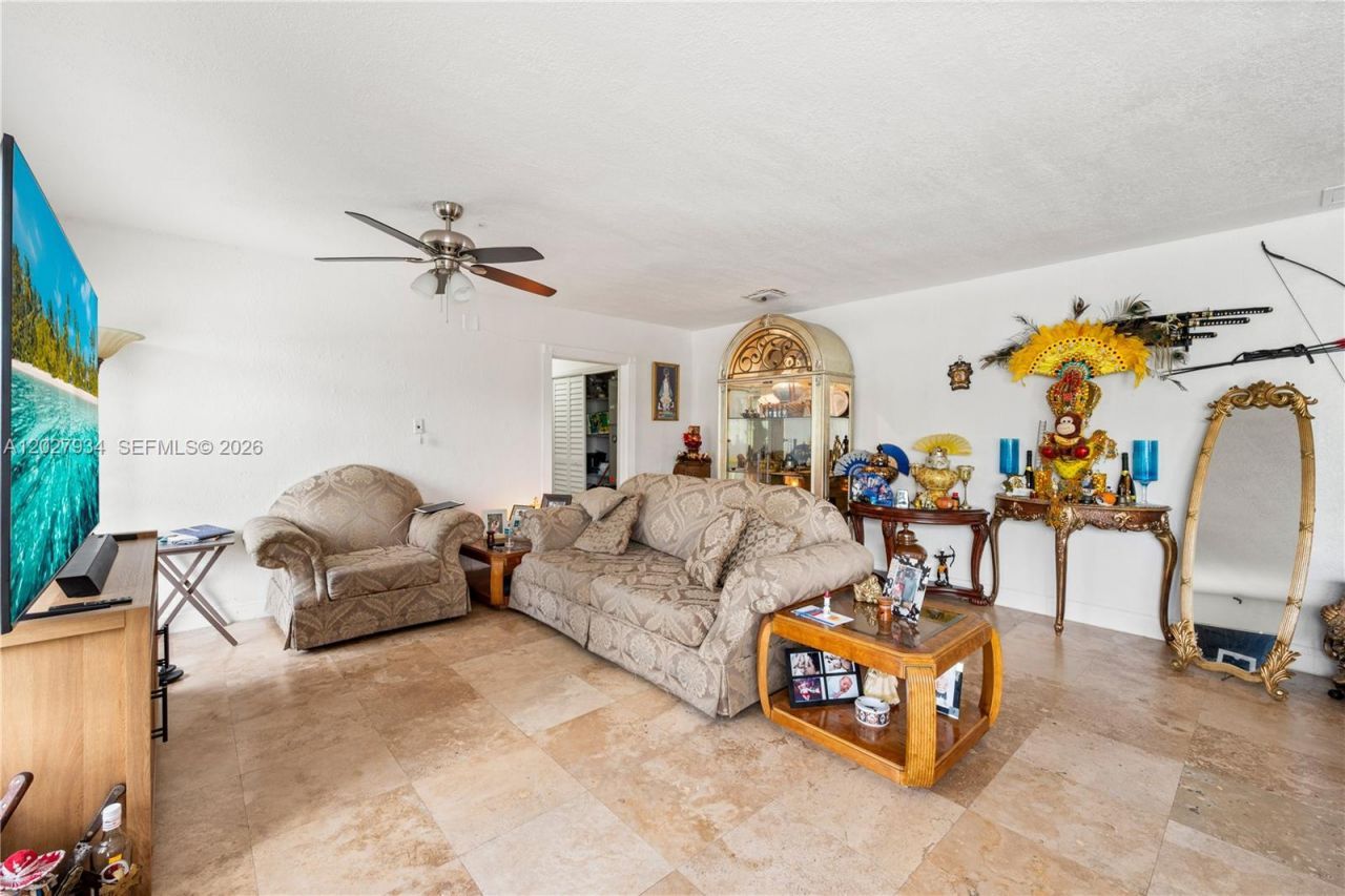1895 NW 175th St , Miami Gardens, FL 33056 Photo