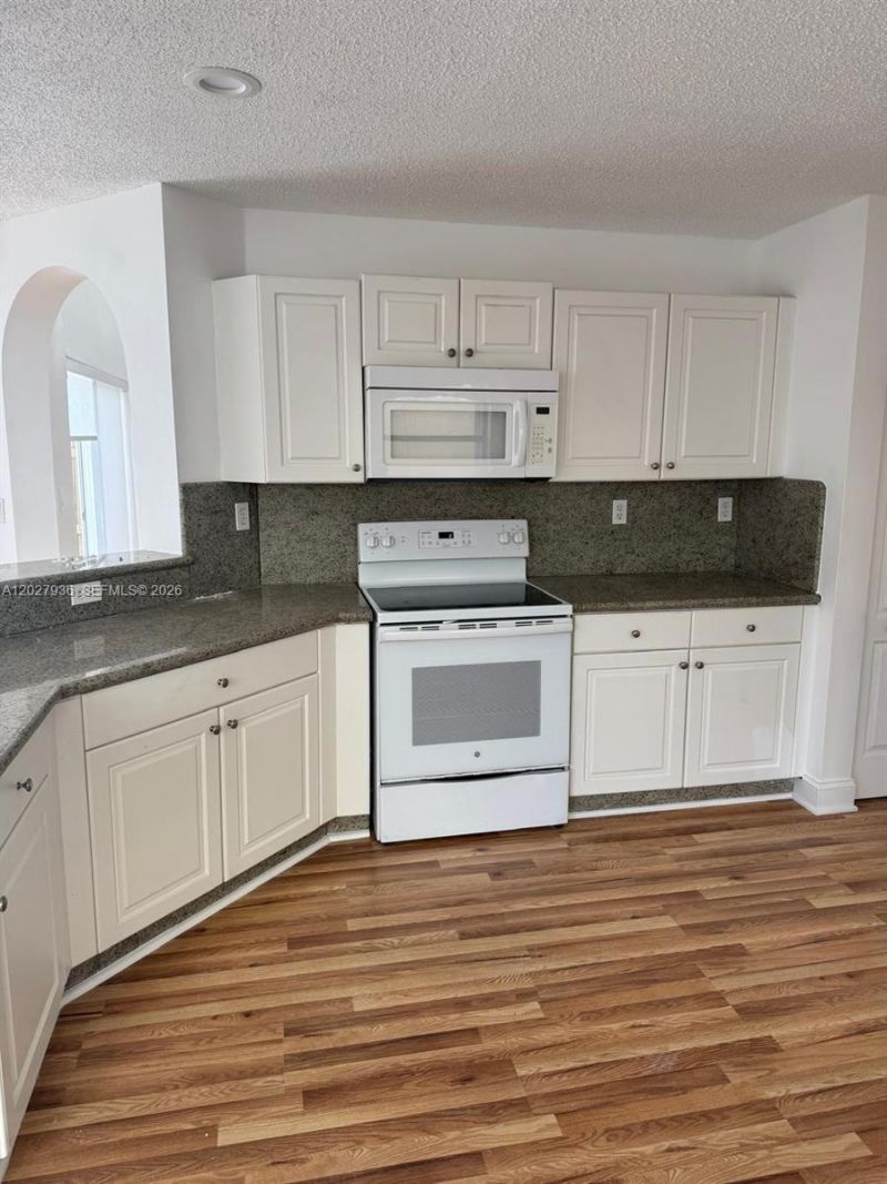11239 NW 53rd Ln , Unit 0620, Doral, FL 33178 Photo