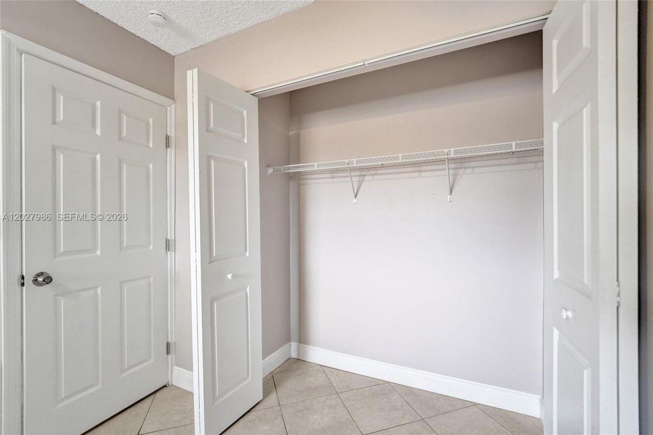 7175 Nova Dr, Unit 107, Davie, FL 33317 Photo