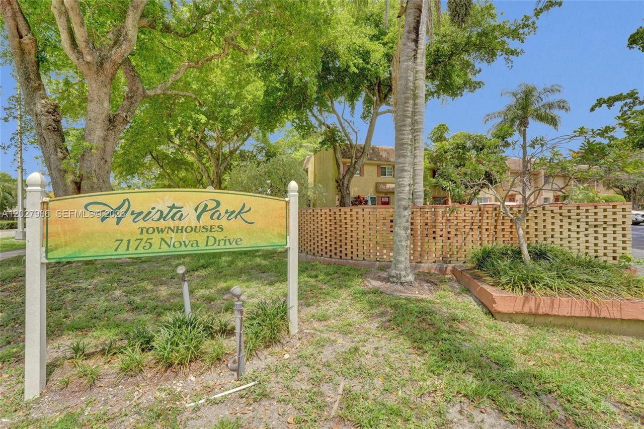 7175 Nova Dr, Unit 107, Davie, FL 33317 Photo