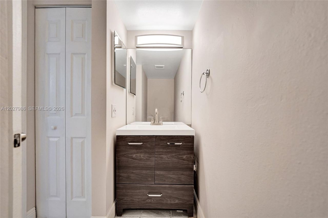 7175 Nova Dr, Unit 107, Davie, FL 33317 Photo