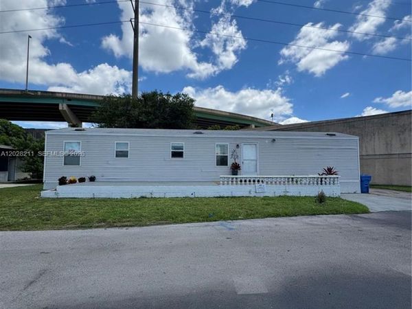 5015 SW 29 Street #60-8 , Davie, FL 33312